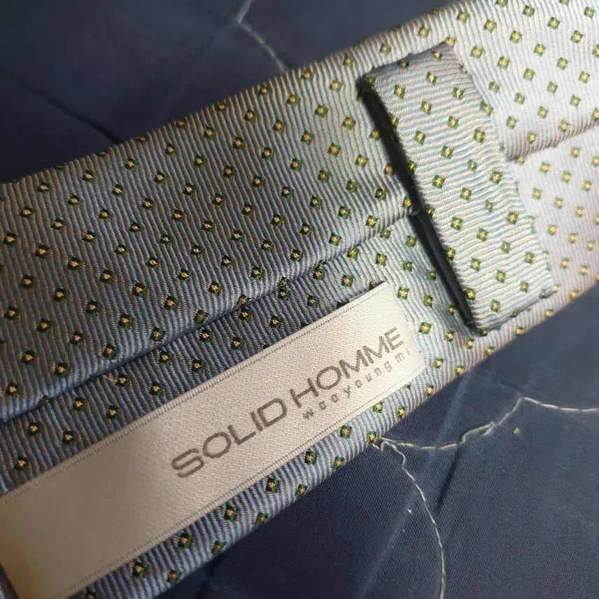 [BUNJANG] Solid Homme Woo Young Mi 100% Silk Polka Dot Necktie Sky Blue / 솔리드옴므 WOO YOUNG MI 실크100% 도트패턴 넥타이 스카이블루