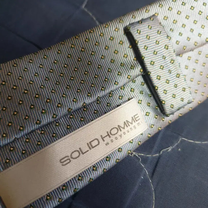 [BUNJANG] Solid Homme Woo Young Mi 100% Silk Polka Dot Necktie Sky Blue / 솔리드옴므 WOO YOUNG MI 실크100% 도트패턴 넥타이 스카이블루