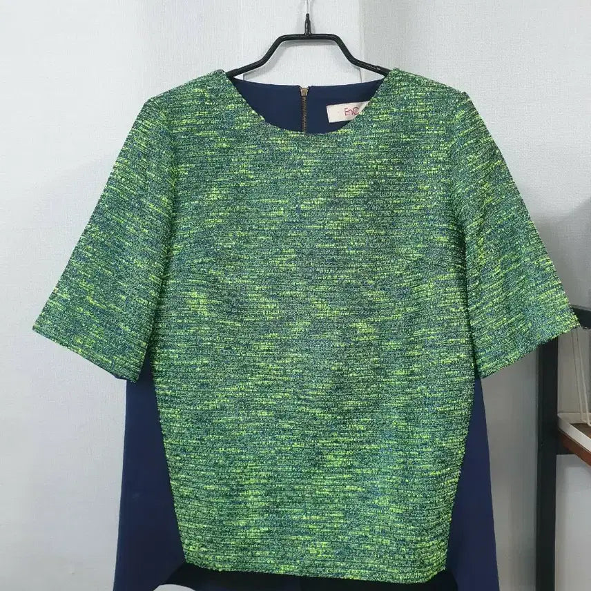 [BUNJANG] EnC Short Sleeve Tweed Color-block Blouse / EnC 반팔 트위드 배색 블라우스 85
