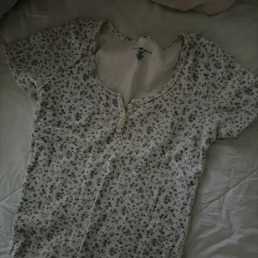 [BUNJANG] Brandy T-Shirt / 브랜디 티셔츠(급처)