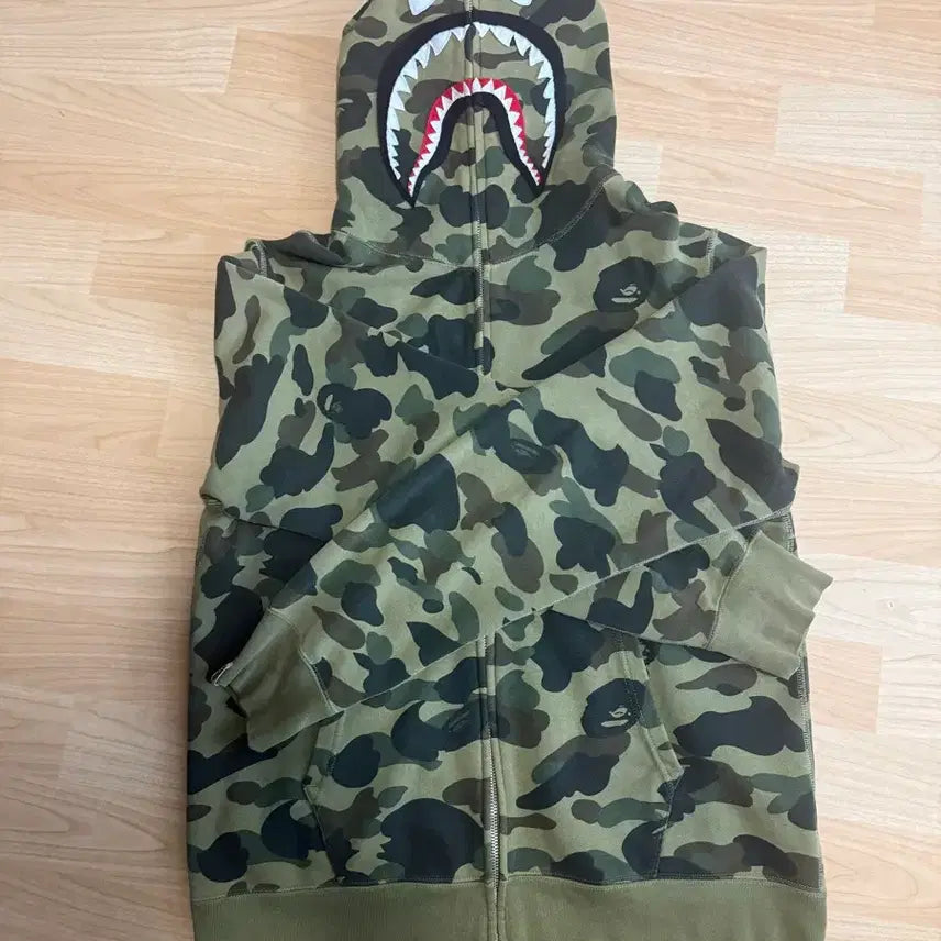 [BUNJANG] BAPE Shark Full Zip Hoodie Green / BAPE 베이프 샤크 후드 집업 녹계
