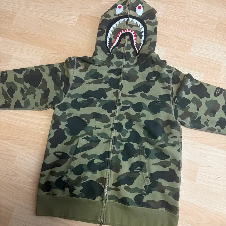 [BUNJANG] BAPE Shark Full Zip Hoodie Green / BAPE 베이프 샤크 후드 집업 녹계