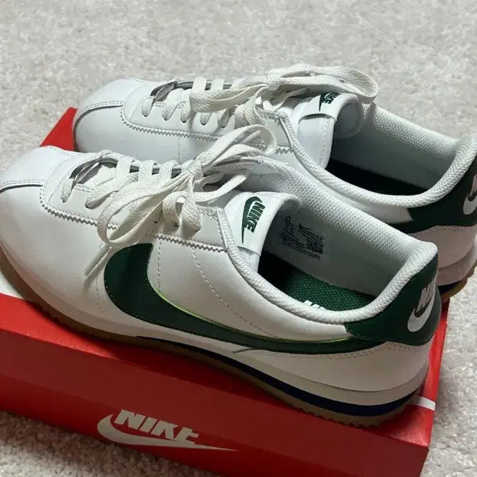 [BUNJANG] Nike Cortez White/Green US 8.5 / 나이키 코르테즈 265