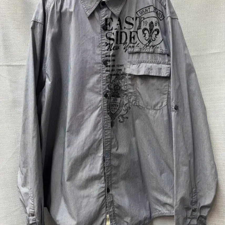 [BUNJANG] DKNY Vintage Striped Graphic Shirt / DKNY 빈티지 스트라이프 그래픽 셔츠 (105)