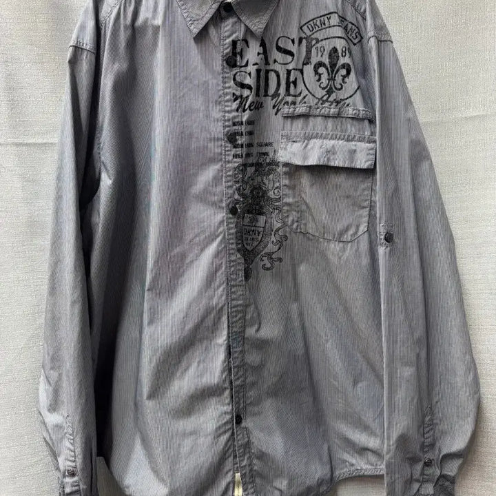 [BUNJANG] DKNY Vintage Striped Graphic Shirt / DKNY 빈티지 스트라이프 그래픽 셔츠 (105)