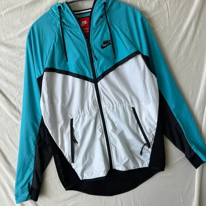 [BUNJANG] Nike Futura Windbreaker Jacket / 나이키 퓨추라 바람막이