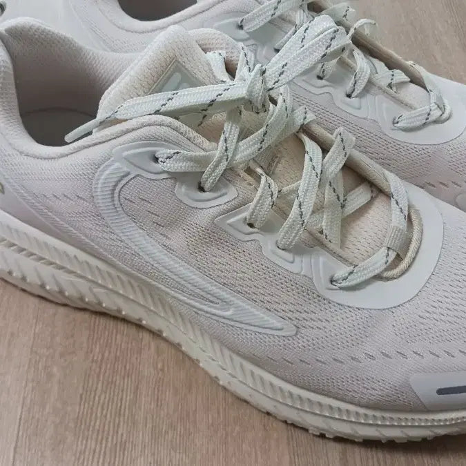 [BUNJANG] Fila RGB Fuse Sneakers 270 / 휠라운동화 NQJ 1RM01259E-920 휠라 RGB 퓨즈//270