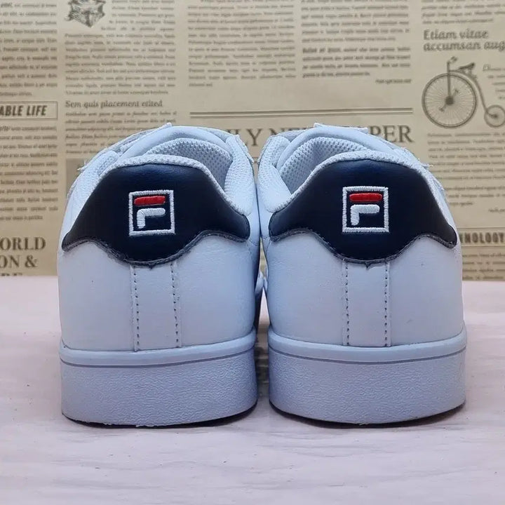 [BUNJANG] Fila Court Deluxe Velcro Sneakers 235 / 휠라 코트디럭스 벨크로 운동화 235