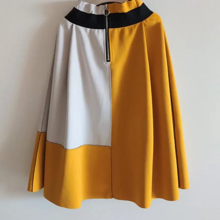 [BUNJANG] Color-Blocked Flare Midi Skirt / 배색 플레어 미디스커트