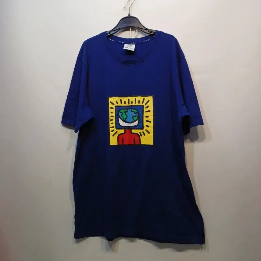 [BUNJANG] Keith Haring Globe Print Short Sleeve T-Shirt Navy 105 / 키스해링 지구본 프린팅 반팔 티셔츠 네이비105사이즈 여름  65005