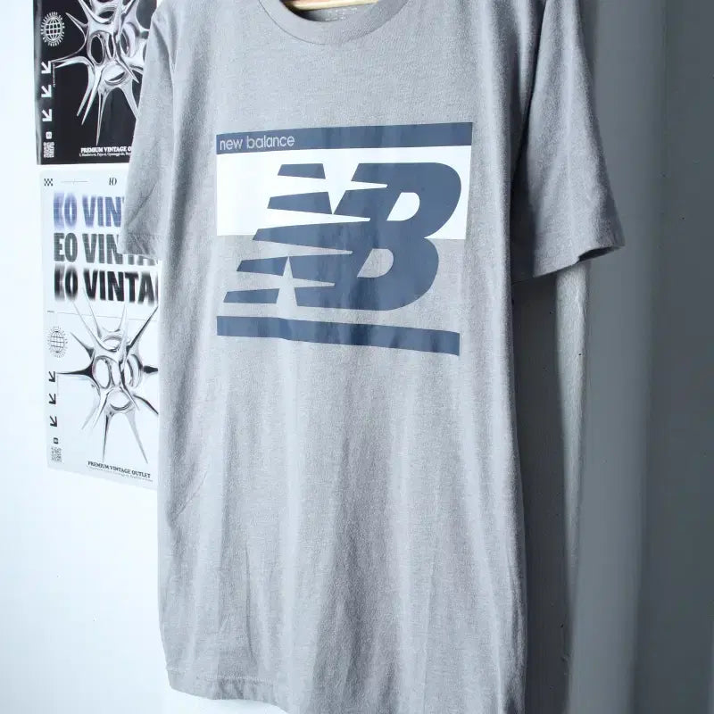 [BUNJANG] New Balance Big Logo T-Shirt XL Grey Old School / (XL) 뉴발란스 반팔 티셔츠 빅로고 그레이 올드스쿨-75A0