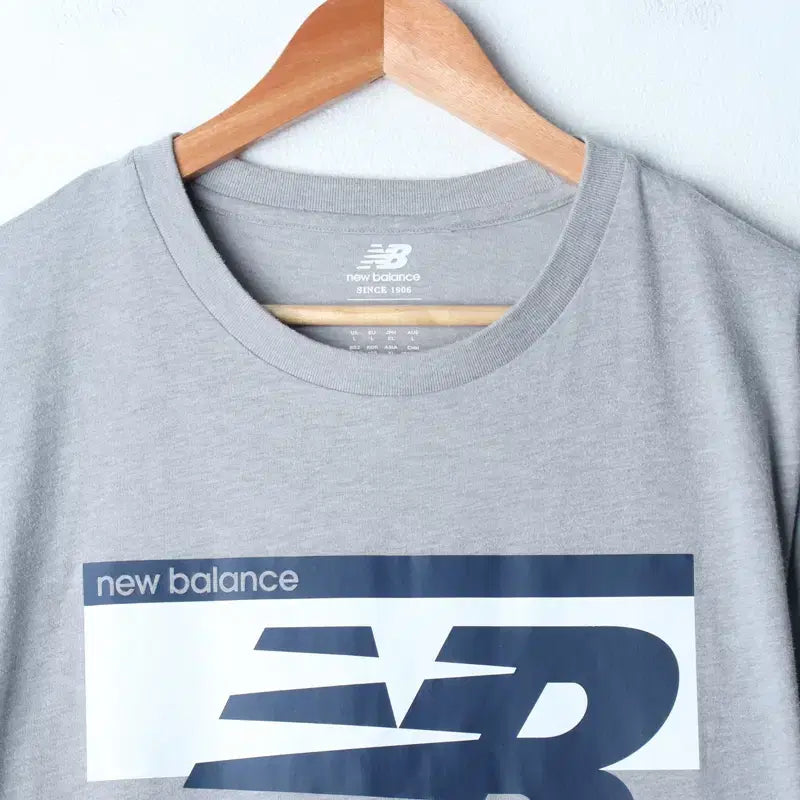 [BUNJANG] New Balance Big Logo T-Shirt XL Grey Old School / (XL) 뉴발란스 반팔 티셔츠 빅로고 그레이 올드스쿨-75A0