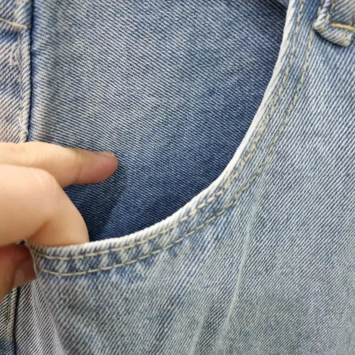 [BUNJANG] XHT Light Wash Wide Leg Roll-Up Denim Pants / XHT 연청 와이드 롤업 데님팬츠