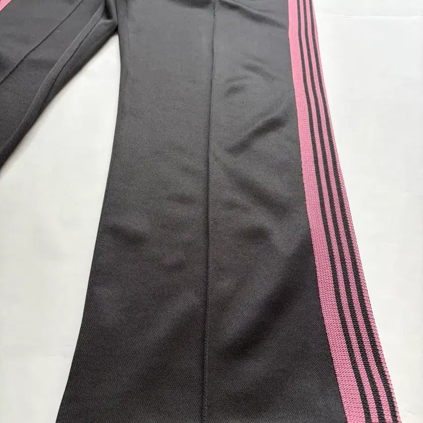 [BUNJANG] Needles Track Pants - Black/Pink (M) / 니들스 트랙 팬츠