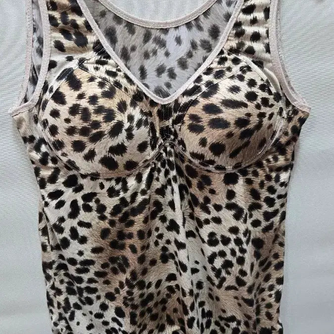 [BUNJANG] Leopard Print Built-in Bra Tank Top - Size L / 레오파드 브라캡 내장 런닝나시L