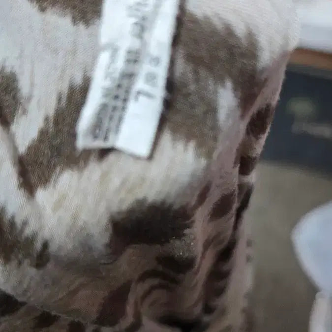[BUNJANG] Leopard Print Built-in Bra Tank Top - Size L / 레오파드 브라캡 내장 런닝나시L