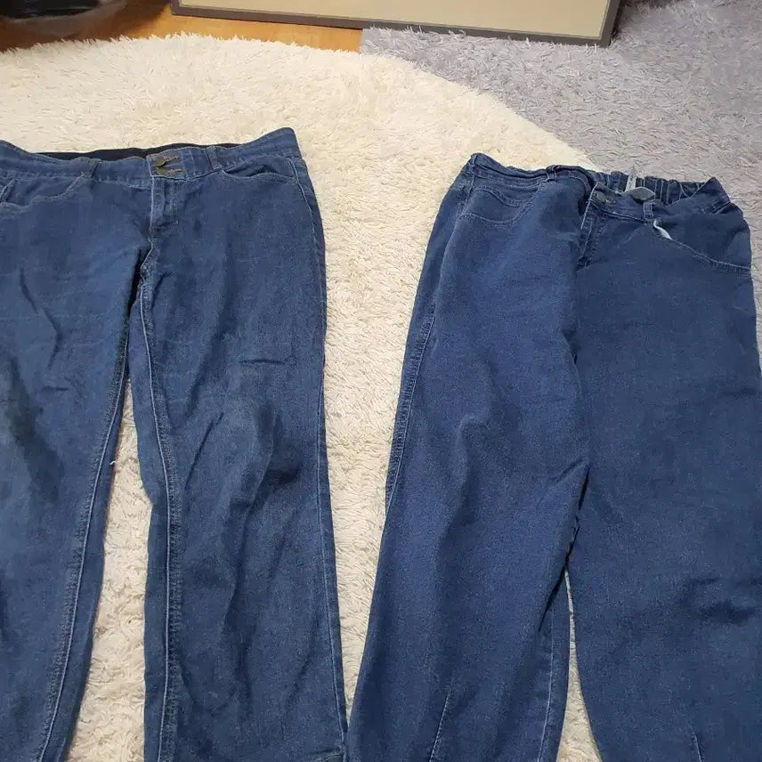 [BUNJANG] Denim Pants Set (Size 88) - Light &amp; Dark Wash / 88사이즈 두벌 일괄가격 편안하게 입기 좋은 데님 팬츠 두 벌이에요사