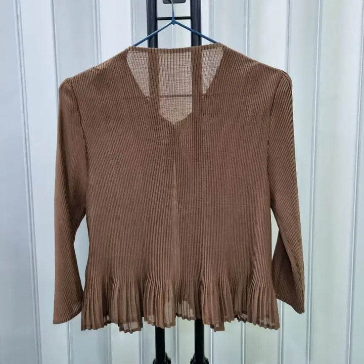[BUNJANG] Pearl Button Cardigan - Brown / 브라운  진주 버튼 가디건