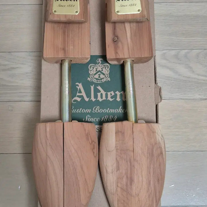 [BUNJANG] Alden Shoe Tree M Size (Set of 3) / 알든 슈트리 (Alden Shoe Tree) m사이즈 신품 3ea