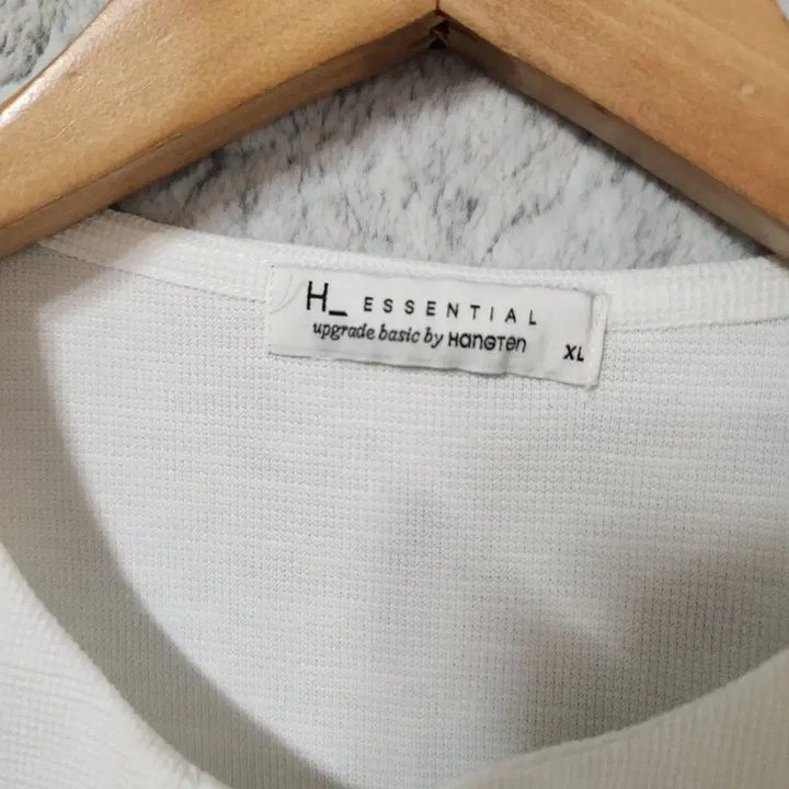 [BUNJANG] H Essential Short Sleeve T-Shirt XL / 622A [XL] H Essential 반팔 티셔츠