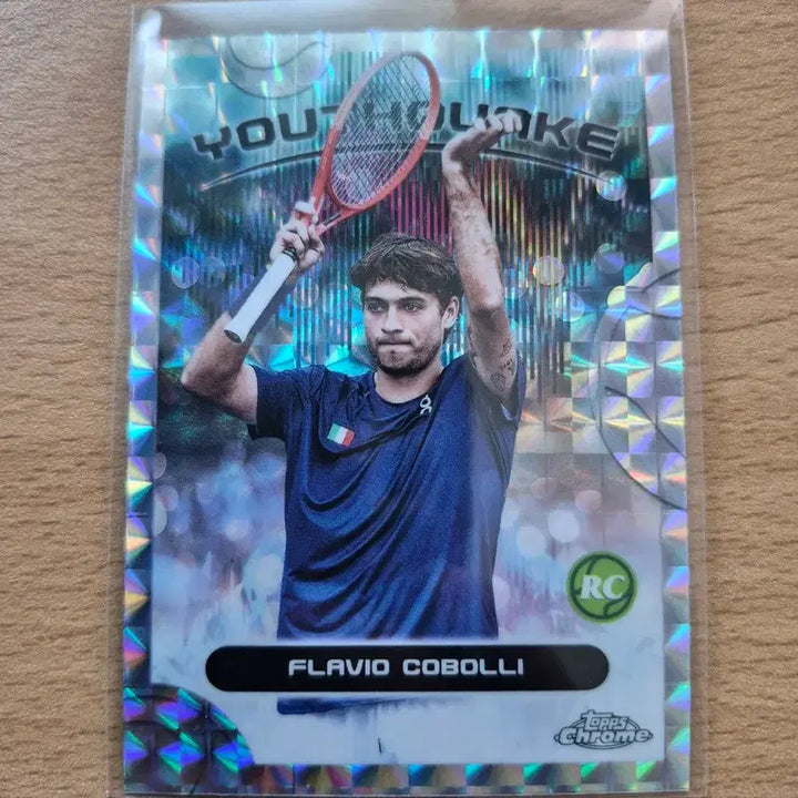 [BUNJANG] 2025 Topps Chrome Tennis Flavio Cobolli Rookie "Geometric Refractor" Card / 2025 탑스크롬 테니스 플라비오 코볼리 루키 유스퀘이크 지오메트릭리플