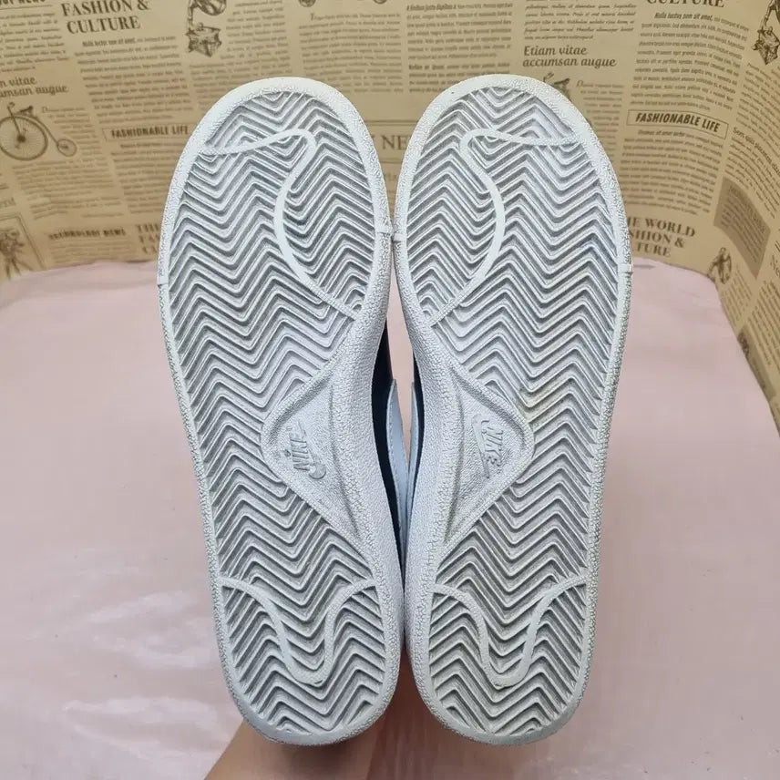 [BUNJANG] Nike Court Majestic Sneakers 245 / 나이키  코트 마제스틱 운동화245