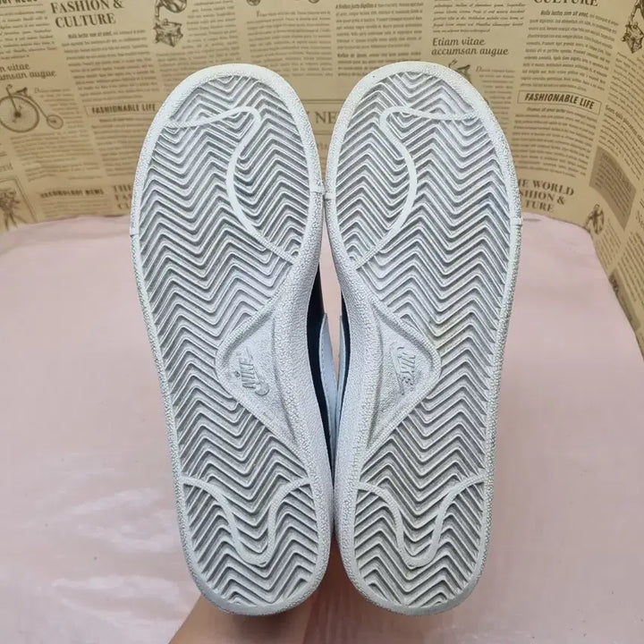 [BUNJANG] Nike Court Majestic Sneakers 245 / 나이키  코트 마제스틱 운동화245