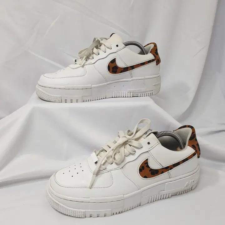 [BUNJANG] Dooha Vintage Nike Air Force 1 Pixel SE Leopard Sneakers / 두하빈티지 245 나이키 에어포스 1 픽셀 se 레오파드 스니커즈