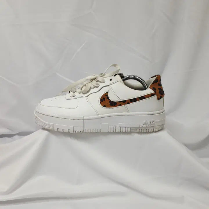 [BUNJANG] Dooha Vintage Nike Air Force 1 Pixel SE Leopard Sneakers / 두하빈티지 245 나이키 에어포스 1 픽셀 se 레오파드 스니커즈