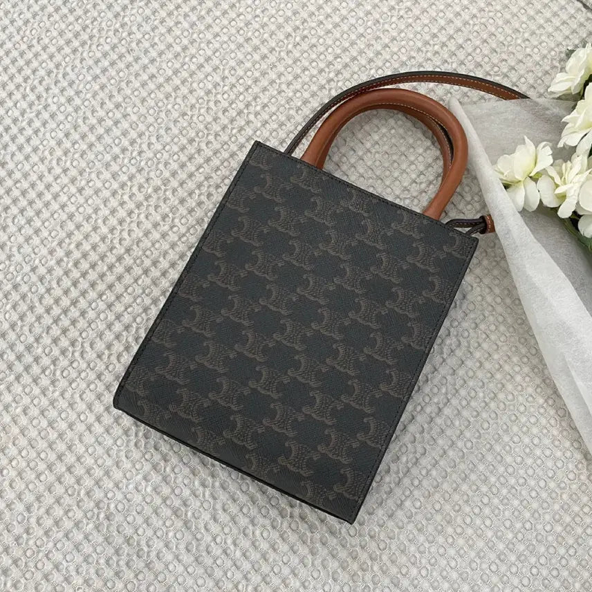 [BUNJANG] Celine Triomphe Canvas Bag Mini / 셀린느 트리옹프 카바스백 미니((급처!))