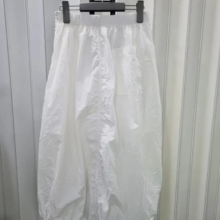 [BUNJANG] 8seconds White Balloon Fit Long Skirt / 에잇세컨즈  화이트 스커트