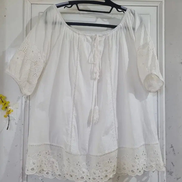 [BUNJANG] Lace Cotton Blouse / 여름 고급스러운 핏이이쁜 레이스 면. 블라우스. 가슴57