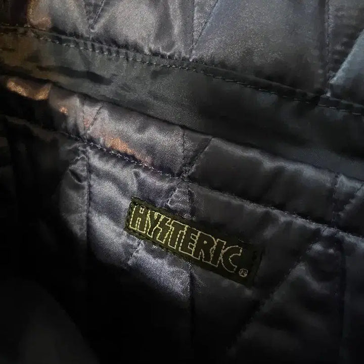 [BUNJANG] Hysteric Glamour Embroidered Padded Tote Bag / 히스테릭 글래머 자수 패디드 토트백