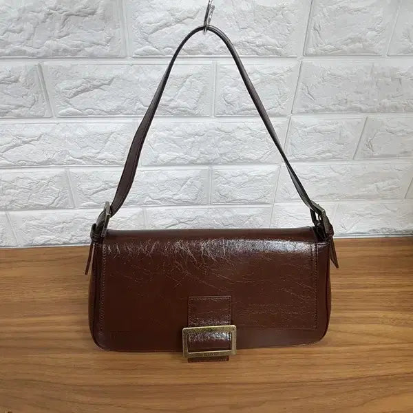 [BUNJANG] RAIVE Luke Shoulder Bag (Luke. Brown) / 레이브(RAIVE) 숄더백 (루크.브라운색)