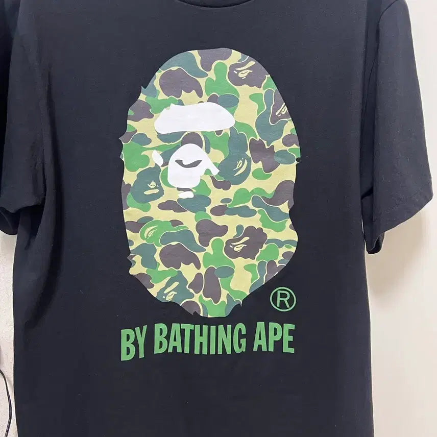 [BUNJANG] BAPE Graphic T-Shirt / 베이프 m 반팔