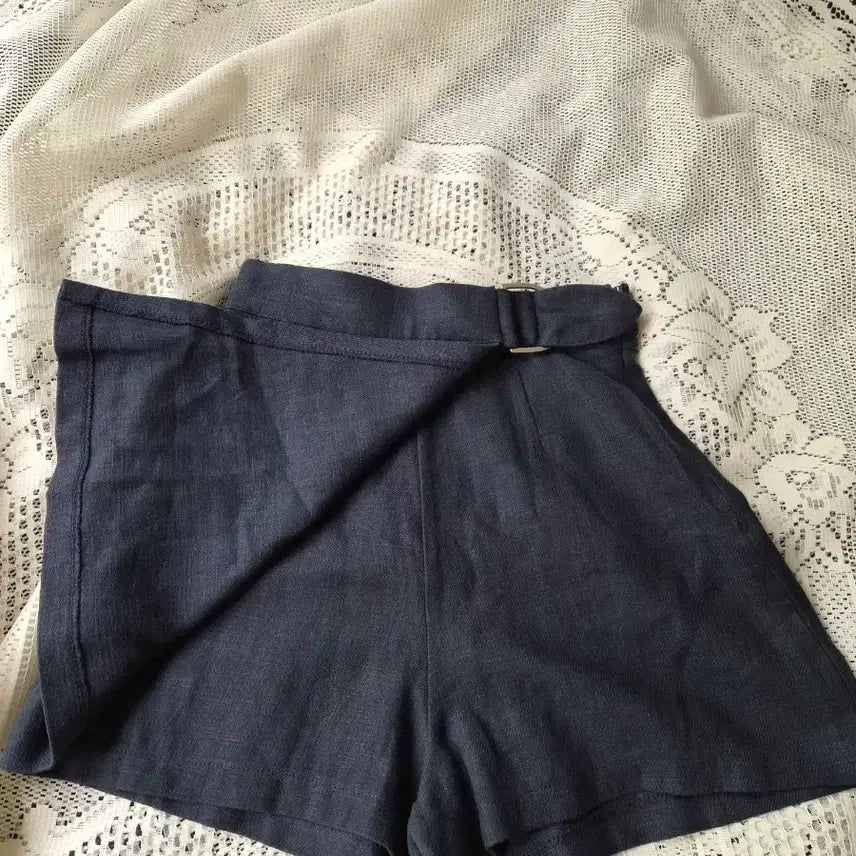 [BUNJANG] Navy Belt Wrap Shorts / 네이비 벨트 랩 숏팬츠
