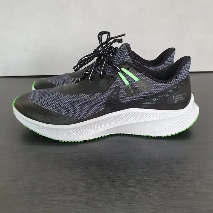 [BUNJANG] Nike Quest 3 Shield Black Poison Green / 나이키 퀘스트 3 쉴드 블랙 포이즌 그린 (275)