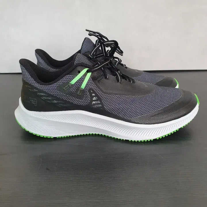 [BUNJANG] Nike Quest 3 Shield Black Poison Green / 나이키 퀘스트 3 쉴드 블랙 포이즌 그린 (275)