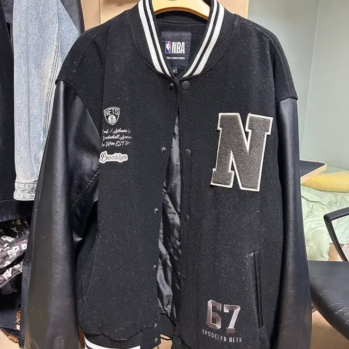 [BUNJANG] NBA Brooklyn Nets Leather Varsity Jacket / NBA 브루클린 네츠 가죽 바시티 자켁