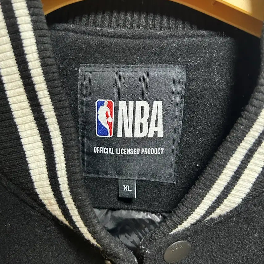 [BUNJANG] NBA Brooklyn Nets Leather Varsity Jacket / NBA 브루클린 네츠 가죽 바시티 자켁