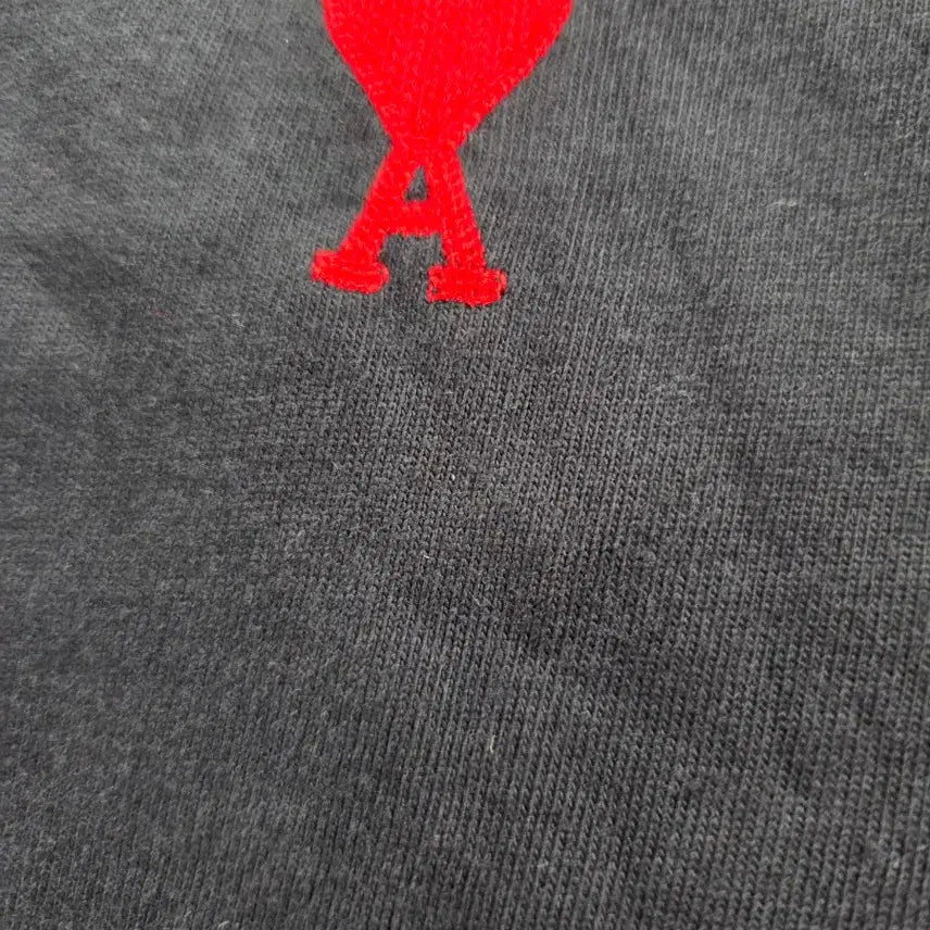 [BUNJANG] Ami Small Heart Black Short-Sleeve T-Shirt / 아미 스몰 하트 블랙 반팔 티셔츠
