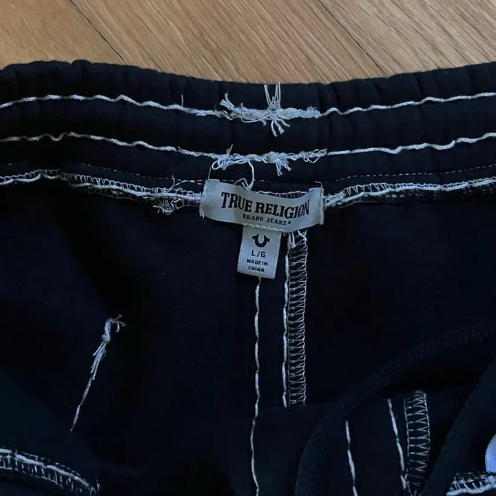 [BUNJANG] True Religion Super T Wide Sweatpants / 트루릴리전 Super T 와이드 스웻팬츠