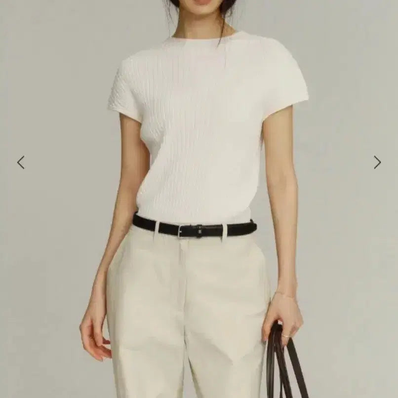 [BUNJANG] SIESIR Rib Mock Neck Dolman Knit - Ivory Standard / 시에 리버 모크넥 돌먼 니트 아이보리 스탠다드
