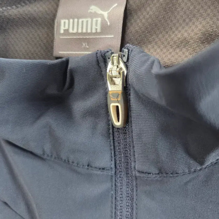 [BUNJANG] Puma Navy Windbreaker Jacket / 푸마 네이비 바람막이 자켓