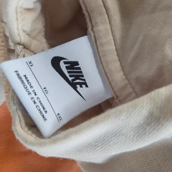 [BUNJANG] Nike Swoosh Zip-Up Hoodie Ivory Orange / 나이키 스우시 후드집업 아이보리 오렌지
