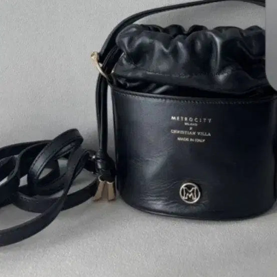 [BUNJANG] Metrocity Ozsecnd Lucky Chouette Duel System Vav Bucket Bag / 메트로시티 오즈세컨 럭키슈에뜨 듀엘 시스템 보브