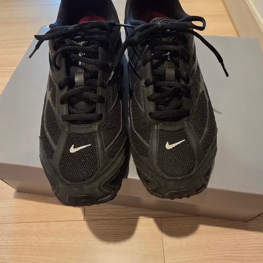[BUNJANG] Nike Shox x Supreme Black Sneakers 275 / 나이키 샥스 x 슈프림 275
