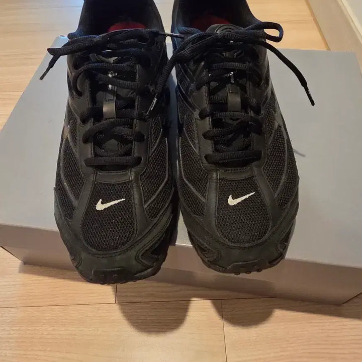 [BUNJANG] Nike Shox x Supreme Black Sneakers 275 / 나이키 샥스 x 슈프림 275