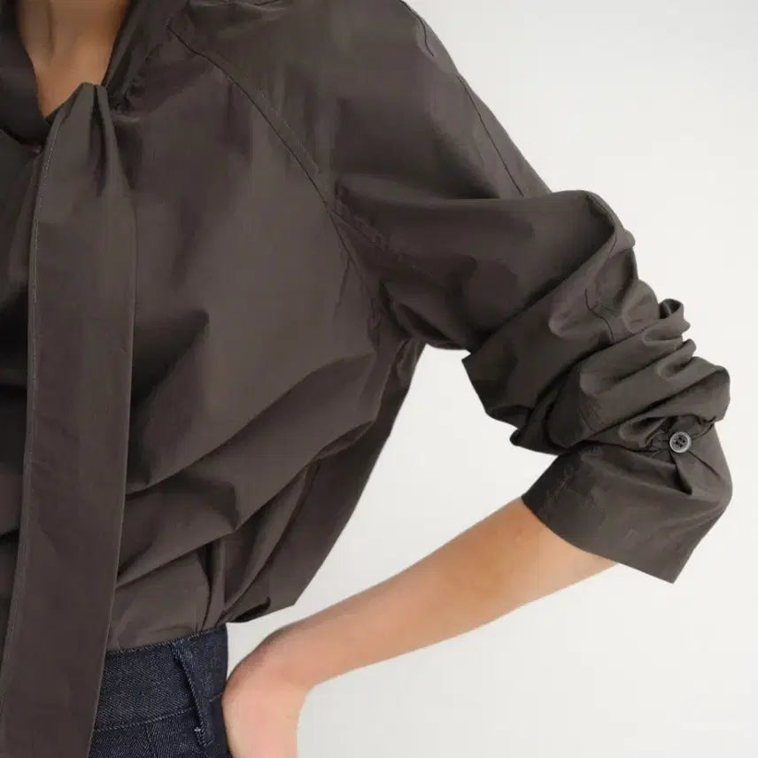 [BUNJANG] SIE Jena Cotton Tie Blouse (Dark Brown) / 시에 제나 코튼 타이 블라우스 (다크 브라운)