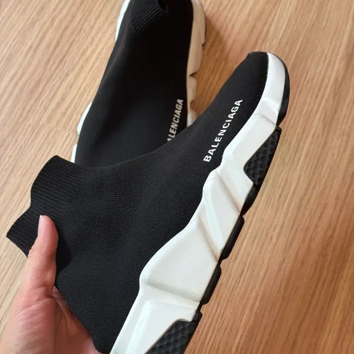 [BUNJANG] Balenciaga Speedrunner Sneakers / 발렌시아가 스피드러너 36